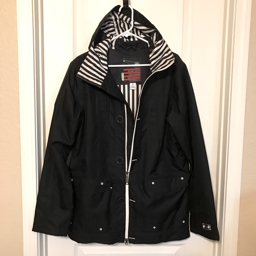 The White Collection ski/winter Jacket, size Small
